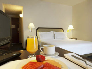 Hotel Fiesta Tollocan Toluca